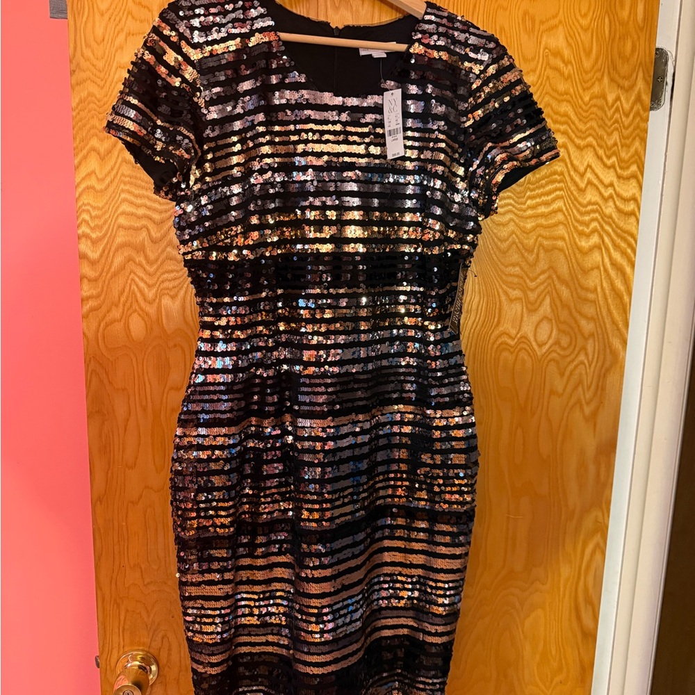 New York & Company Black Multicolor Sequin Mini Dress. Size Large